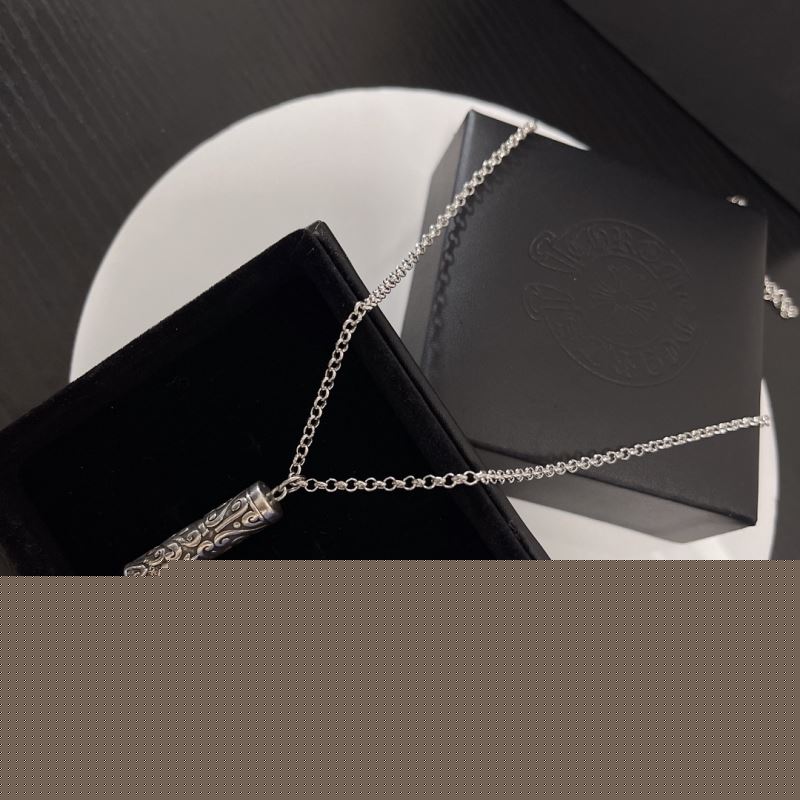 Ch**me He**ts necklaces